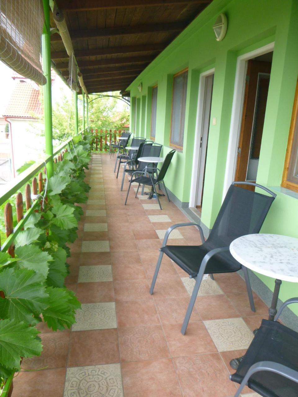 Afrodita Hotel Sturovo Exterior photo